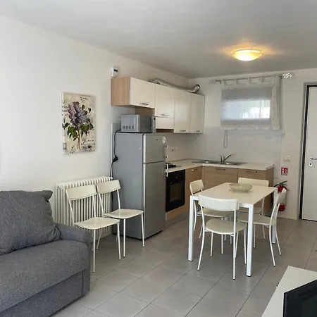 Giorgia Apartment *